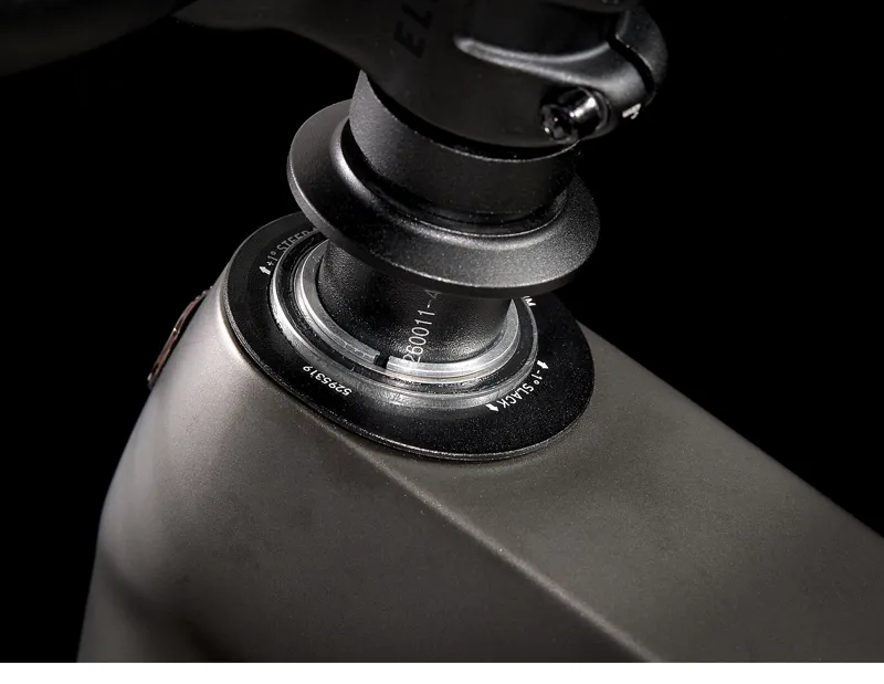 Trek Fuel Ex 9.7 Mountain Bike in Mercury-1